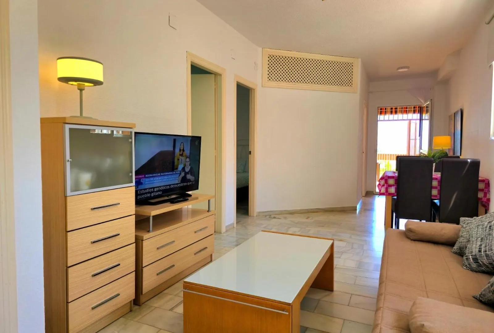 Villa Fran Coastal Elegance Stylish Apartment With Sea Views, Large Terrace Torremolinos 0*,  Spanien