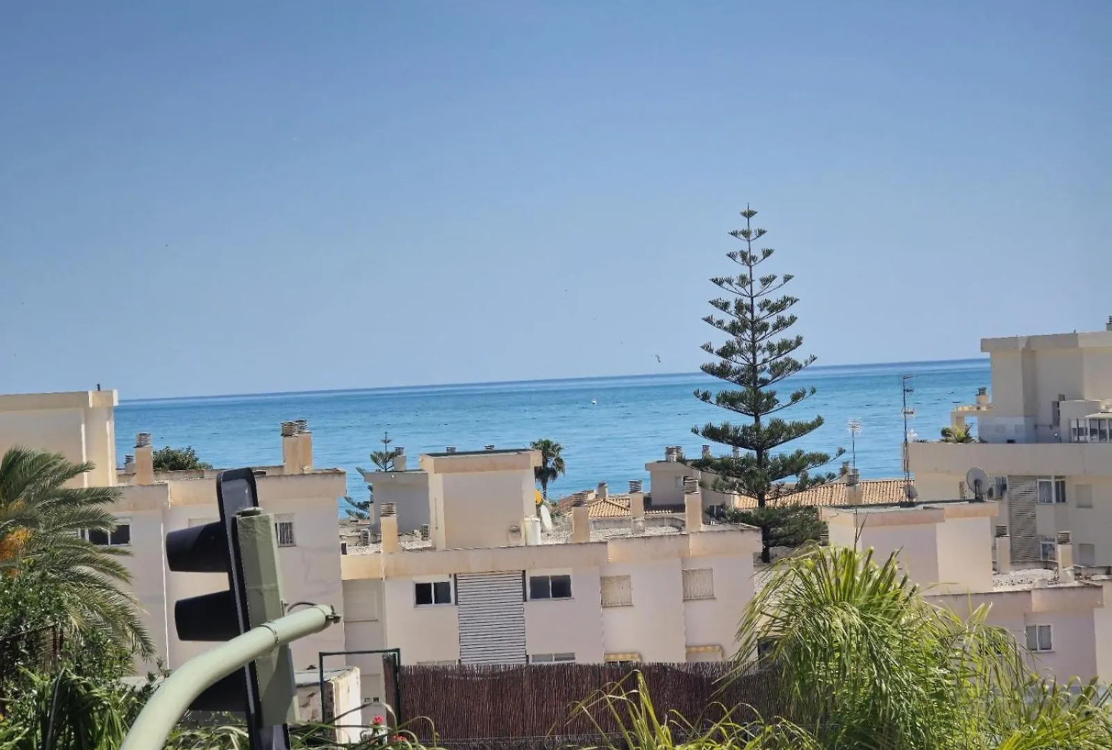 Villa Fran Coastal Elegance Stylish Apartment With Sea Views, Large Terrace Torremolinos