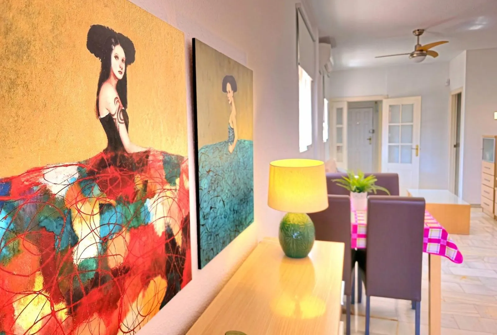 Villa Fran Coastal Elegance Stylish Apartment With Sea Views, Large Terrace Torremolinos 0*,  Spain
